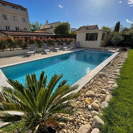 Le Provence Hotell Gémenos Eksteriør bilde