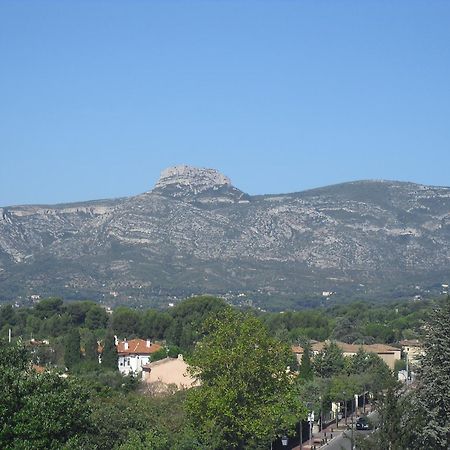 Le Provence Hotell Gémenos Eksteriør bilde