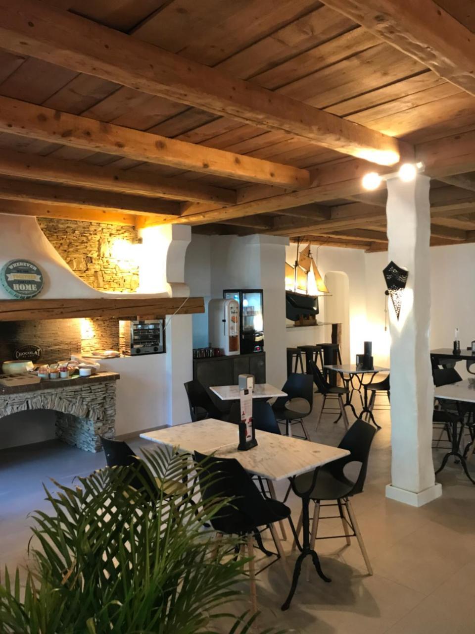 Le Provence Hotell Gémenos Eksteriør bilde