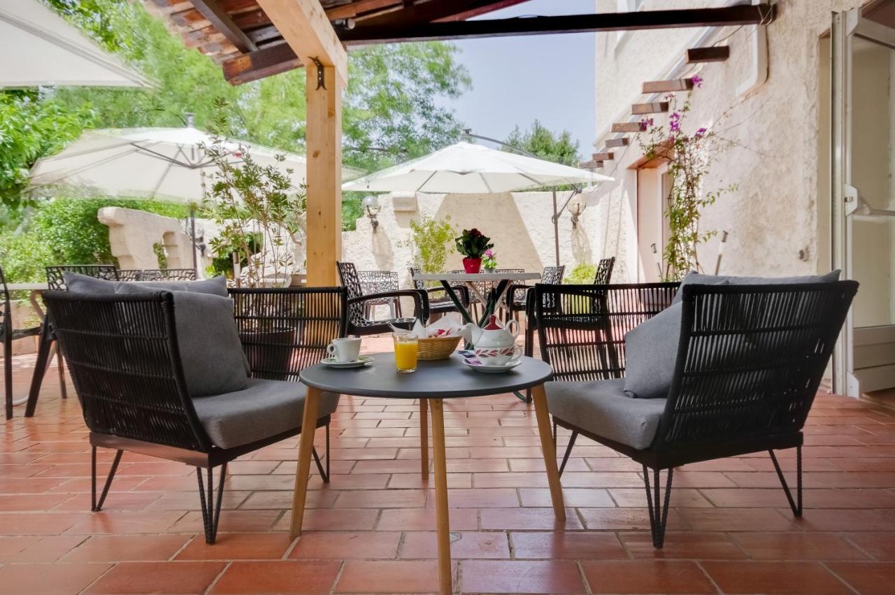Le Provence Hotell Gémenos Eksteriør bilde